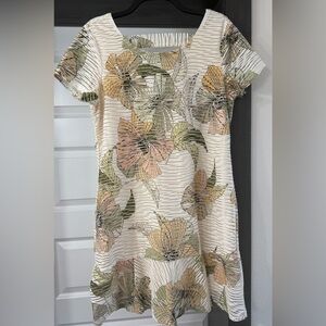 Nicole Miller Floral Short Sleeve Dress lined women’s size 10